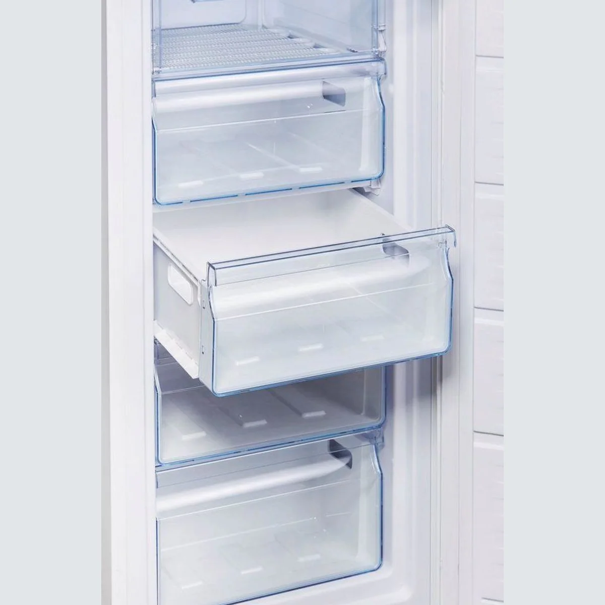 Amica GS 324 100 W Gefrierschrank, 141 cm hoch, 4 Schubladen 5