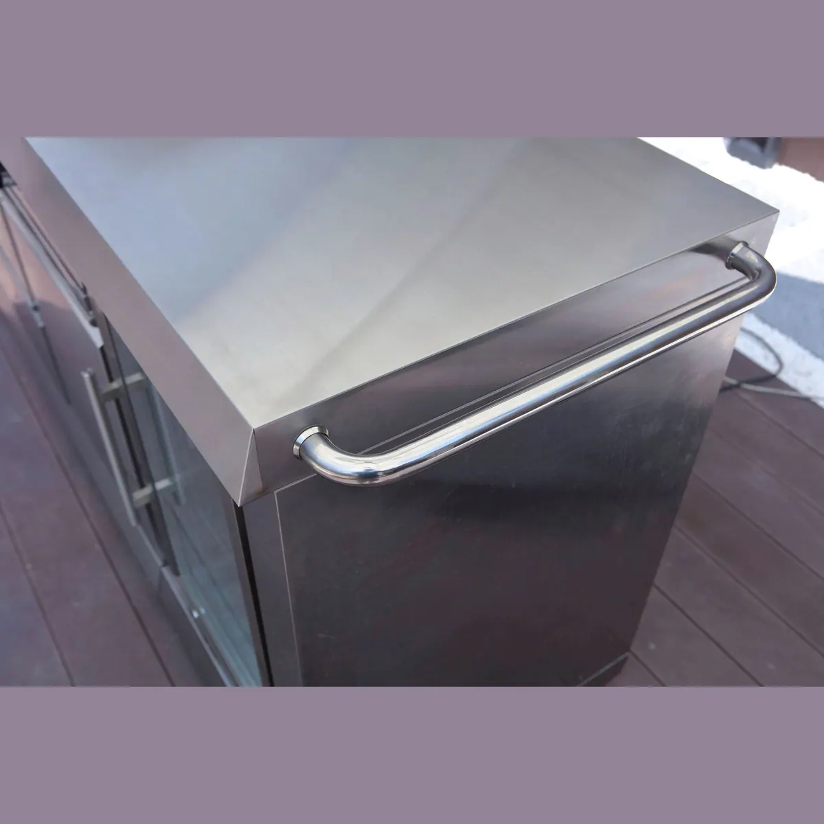 Buschbeck Oxford Gasgrill, 4 Edelstahlbrenner, integriertes Spülbecken, Kühlschrank 4