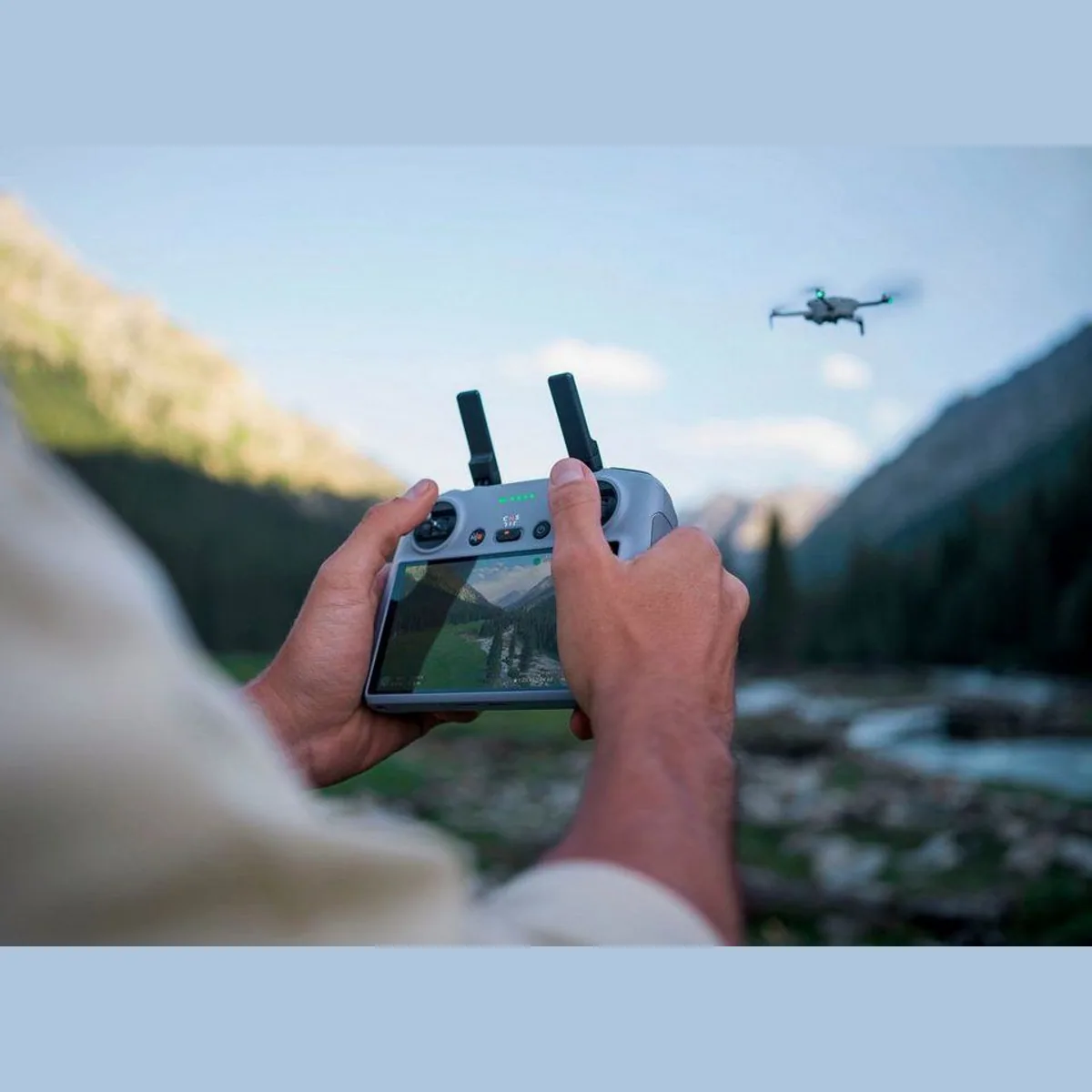 DJI Mini 4 Pro Drohne, 4K Kamera, 20 km Reichweite, Omnidirektionale Hindernisvermeidung 4
