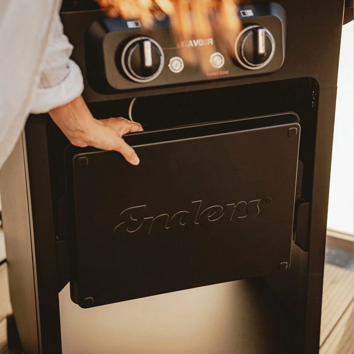Enders eFlavour 2 Turbo Elektrogrill, 3000 W, Turbo Zone, Switch Grid, einfache Reinigung 3
