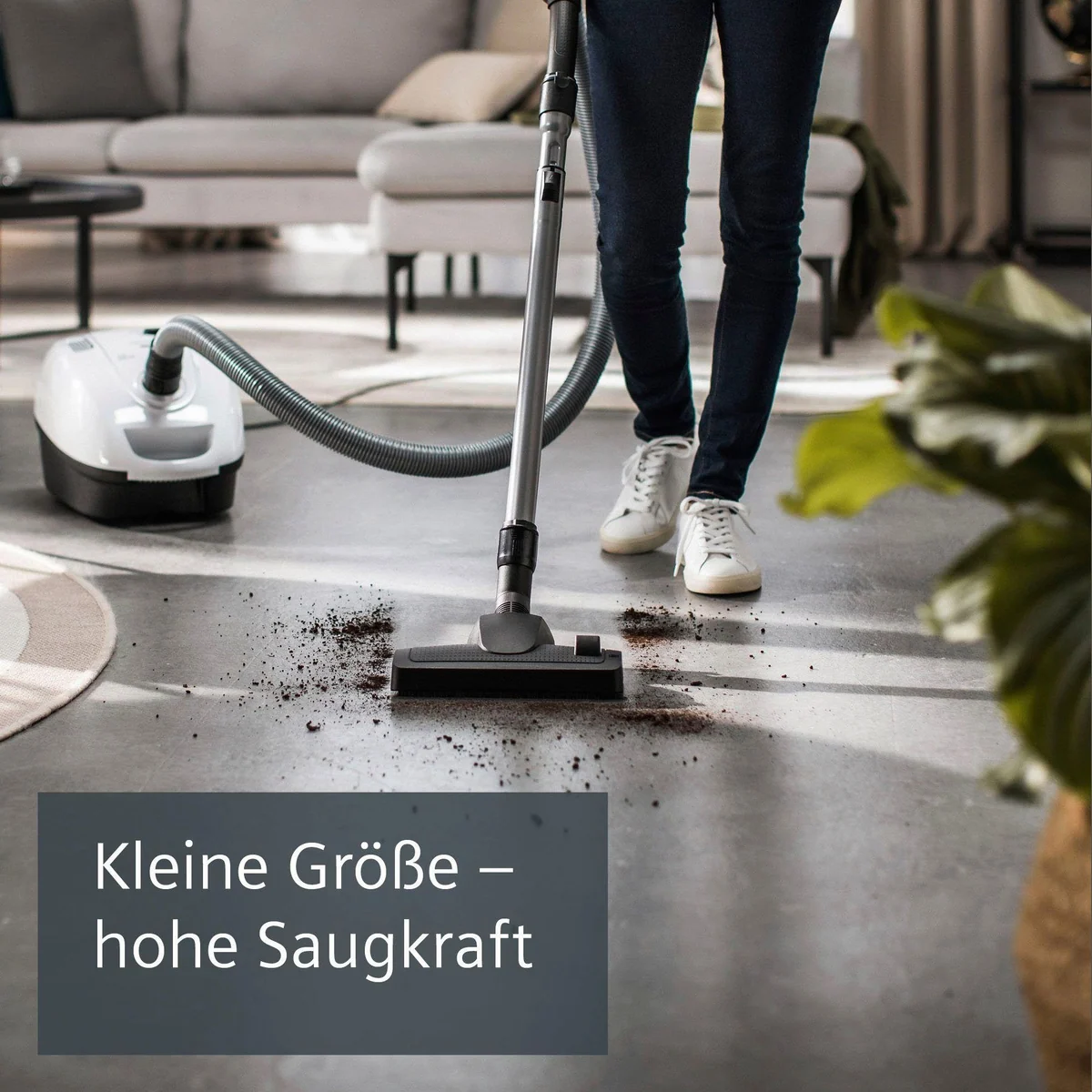 Siemens VSP3T212 Bodenstaubsauger, 900 W, quattroPower Technologie, inkl. Turbobürste 3